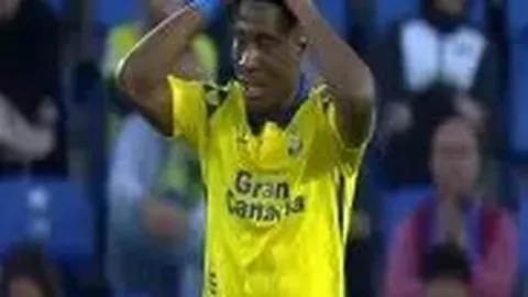 “巅峰对决：泰国U23挑战中国U23，历史交锋优势在握，谁能问鼎荣耀？”